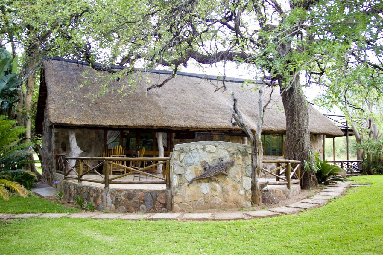 Moholoholo Ya Mati Guest House Kampersrus AH Exterior photo